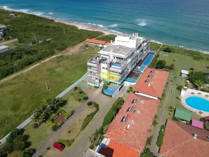 Apartamento com vista Panorâmica e Acesso Privativo à Praia - Condomínio Island Home & Res