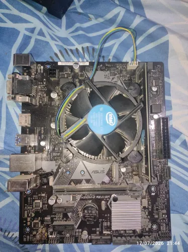 Placa-mãe ASUS H310M-E R2.0/BR + I3-9100F (Cooler incluso) + 8 GB DDR4 2666 MHz.