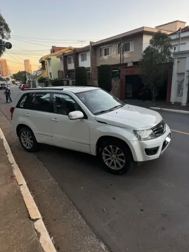 Suzuki Grand Vitara 2.0 16V 4x2/4x4 5P Aut. 2014