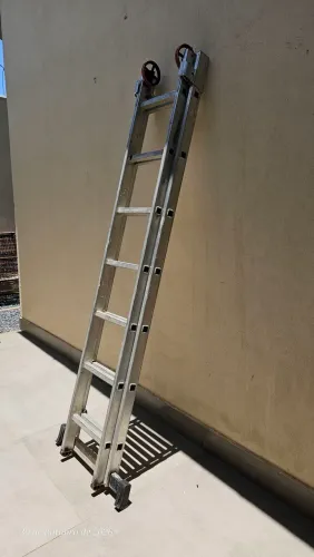 Escada de Alumínio