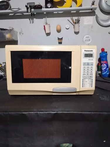 Microondas Panasonic Piccolo