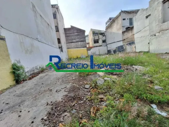 Excelente terreno na tijuca projeto aprovado para 16 unidades