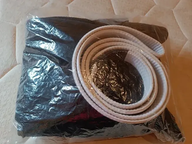 Kimono de jiu-jitsu preta  unissex tamanho G com faixa branca