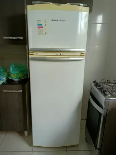 Duas Geladeiras