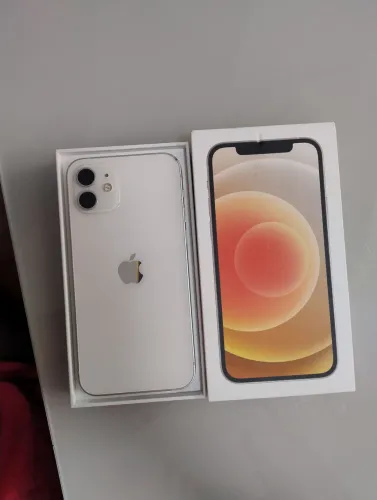 iPhone 12/ 128 GB
