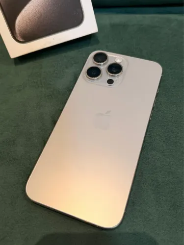iPhone 15 Pro Max 256GB Titânio | Completo | Sem Marcas