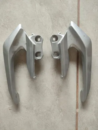Par de Alças Traseiras Originais Honda CB 250F Twister ABS 2016 a 2022 | Excelente Estado