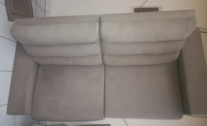 Sofá retrátil e reclinável
