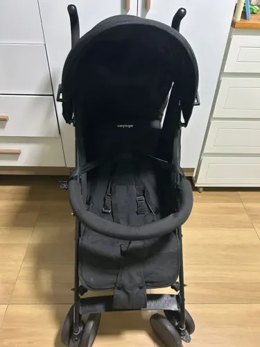 Carrinho de bebe tipo guarda chuva