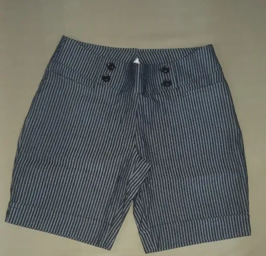 Short Social Listrado