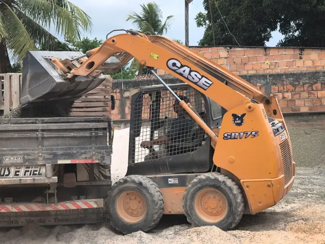 Mine carregadeira case SR175