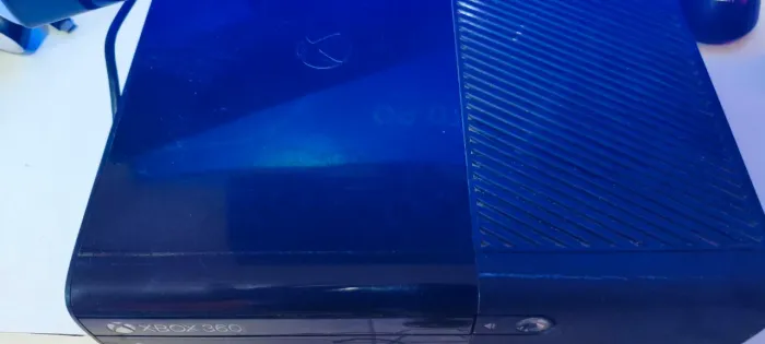 Xbox 360 Super Slim desbloqueado