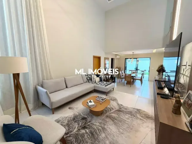 Casa à venda, 4 quartos, 1 suíte, 2 vagas, Vale dos Cristais - Macaé/RJ