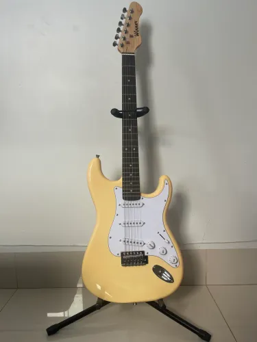 Guitarra Strato Winner Wgs Creme Escudo Branco