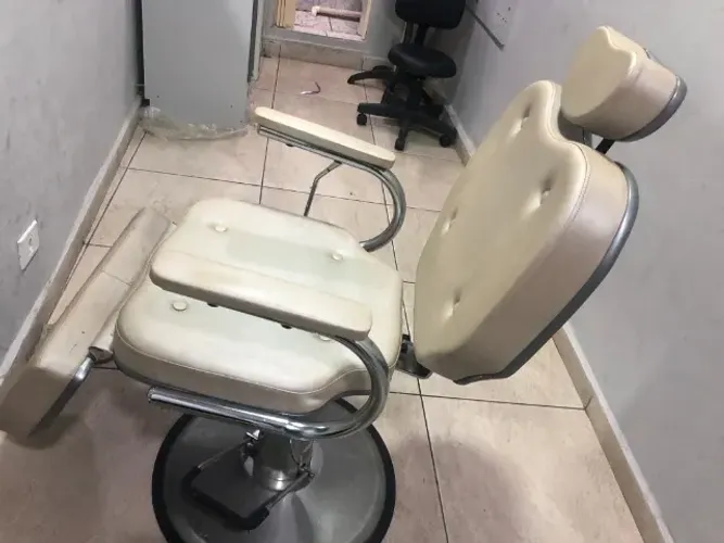 CADEIRA PARA SALÃO E TATUAGEM