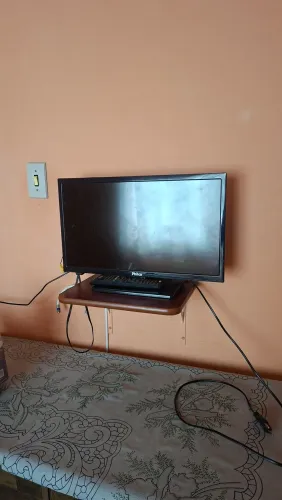 Vendo uma tv 30 polegada interessado chamar no zap *