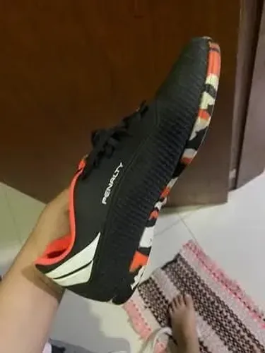 chuteira Penalty da linha Fúria