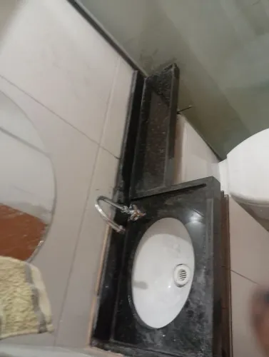 Bancada de banheiro no verde Ubatuba