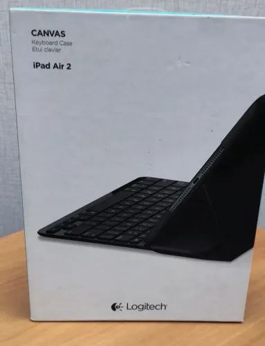 Capa Canvas com teclado IPad Air 2 