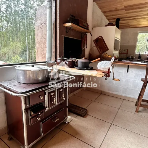 Chácara com cachoeira em São Bonifácio/SC