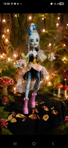 Frankie Stein g3 - Look Custom Maria Antonieta Punk