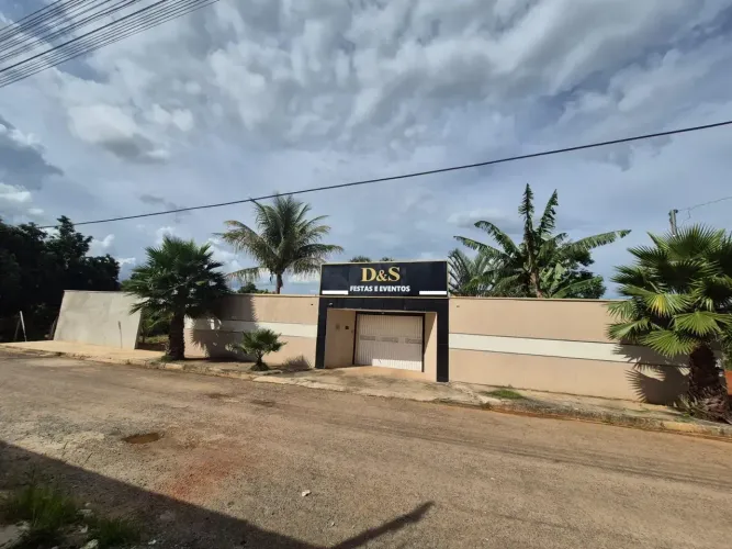 Alex Gama Aluga RANCHO D & S Espaço e Salão de Festas, Day Use com Piscina em Novo Gama