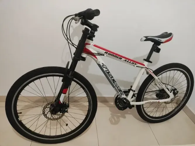 BICICLETA FISCHER ARO 26 RUNNER ALLOY QUADRO EM ALUMÍNIO