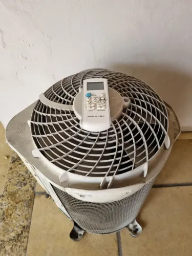 Vendo ar condicionado 9 ibtu