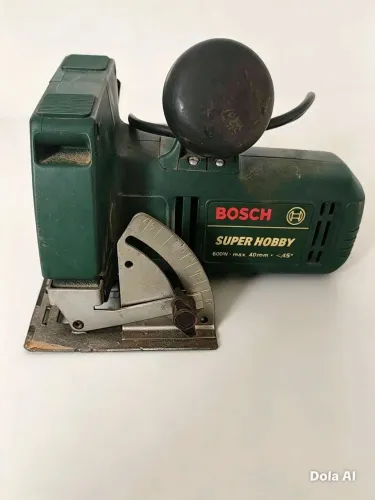 Serra Circular Bosch Super Hobby - 600W - CLÁSSICA!!! 
