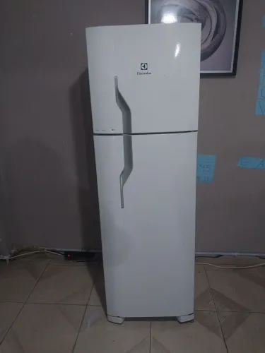 Geladeira frost free