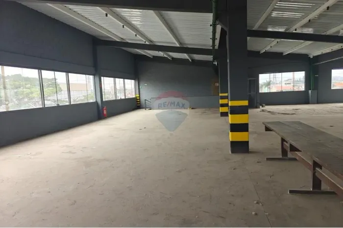 Locação: Prédio Comercial em Suzano, SP