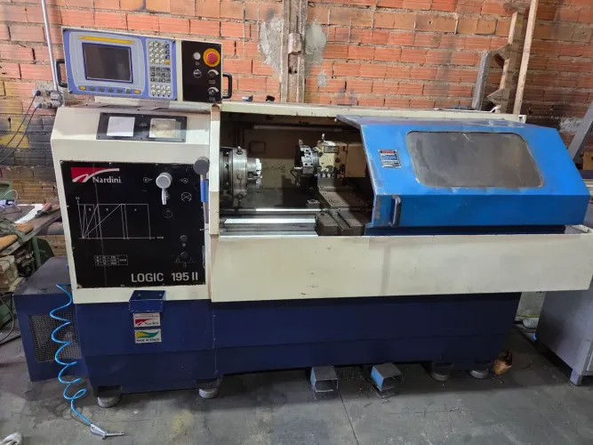 Torno CNC Logic 195 ll