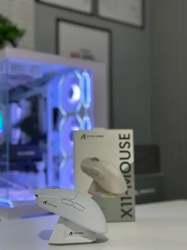 Mouse Gamer Sem Fio Attack Shark X11 com Dock RGB - NOVO