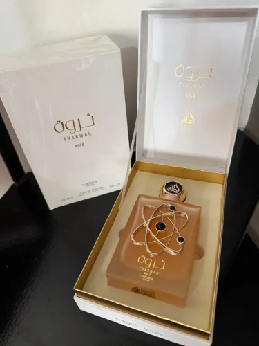  Tharwah Gold perfume árabe Lattafa 