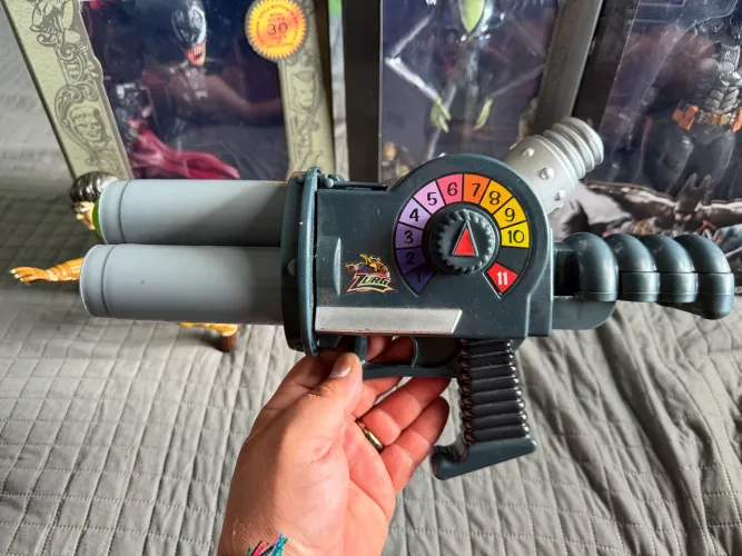 Pistola de brinquedo zurg toy story