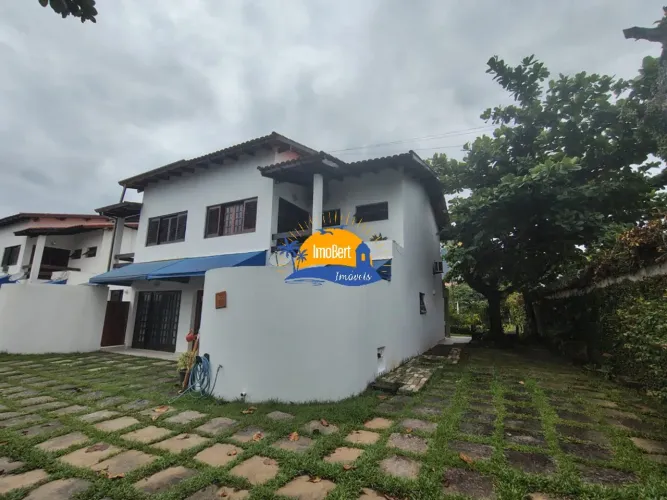 Venda de Casa de Condomínio em Bertioga-SP, Indaiá - 200 mts da praia com 3 Quartos, 1 Suí