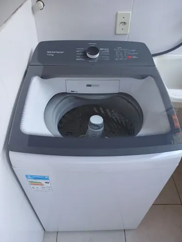 Máquina de lavar roupa novíssima