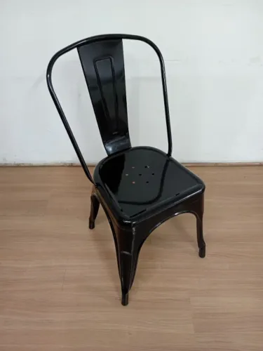 Cadeira Fixa Design Tolix Metal