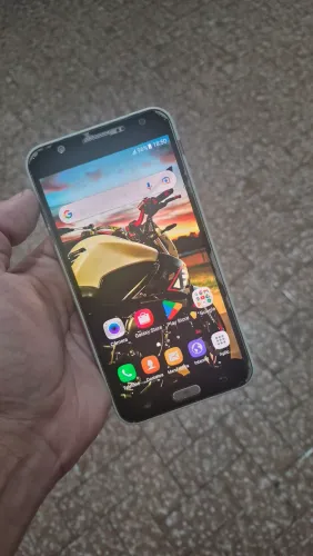 Celular Samsung J7 