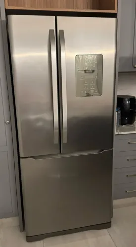 Geladeira Electrolux DM84X, French Door, 579 litros