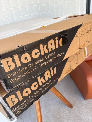 ? Atenção Av. das Américas! Mesa Elétrica Ergonômica