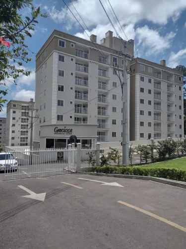 Ótimo apto em Pinhais R$ 1.400,00