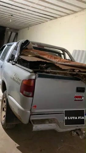 Faço frete de mudanças ou para jogar lixo fora.