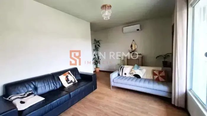 Capoeiras | Casa 4 quartos, sendo 1 suite