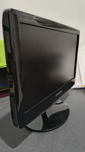 Monitor Samsung 15.6" B1630