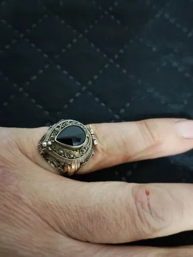 Anel Prata 925 relicário com pedra preta