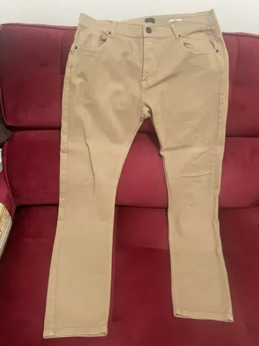 Calça de Sarja Quiksilver Bege Nº 46 - Excelente Estado