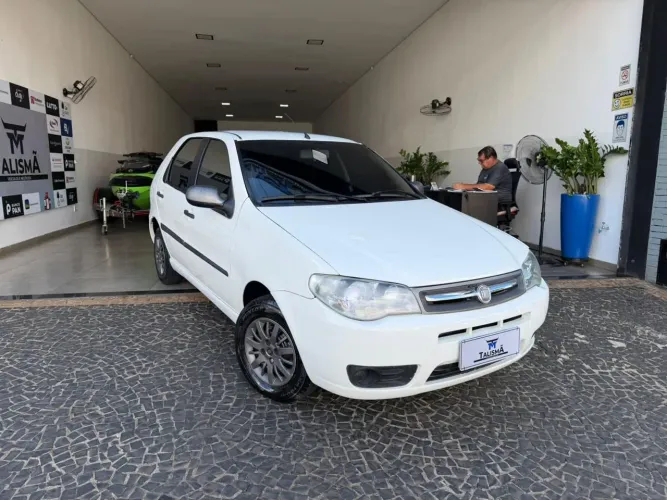 Fiat Palio 1.0 Economy Fire Flex 8V 4P 2013