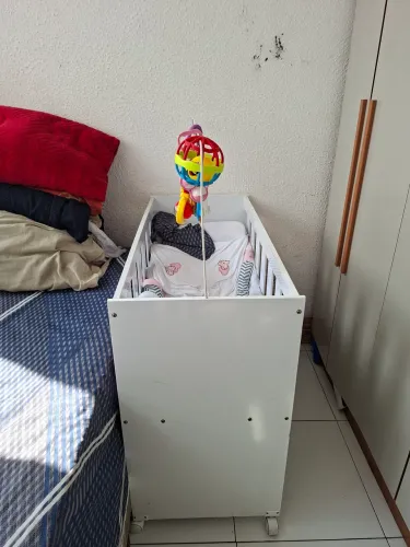 Mini berço com colchão 