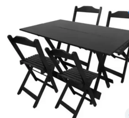 Vendo 17 jogos de mesa com quatro cadeiras medindo 1 m e 20 por 70